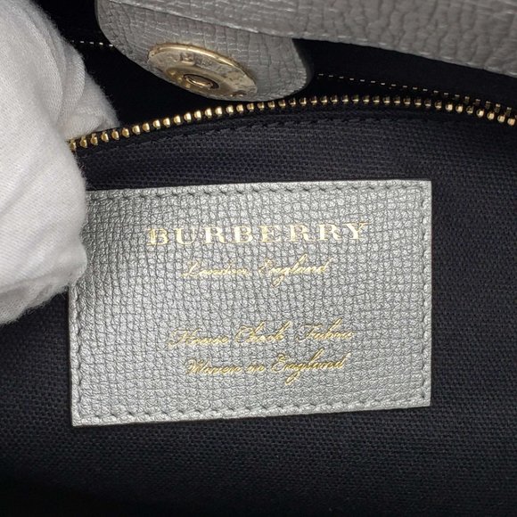 100% Authentic Burberry Banner Shoulder Bag - Picture 11 of 13